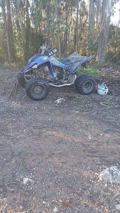 Vendo moto 4 matriculada