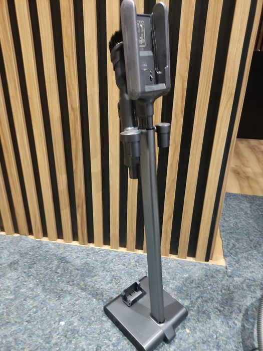 Samsung  stacja ładowania do odkurzacza.