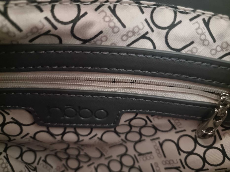 NOWA Torebka Nabo szara na łańcuszku