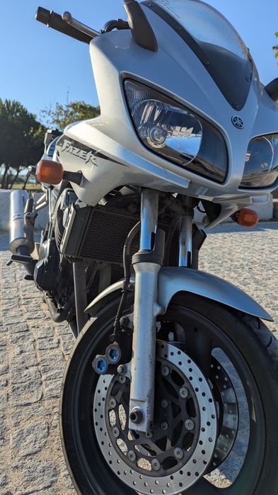 Yamaha FZS 600 FAZER