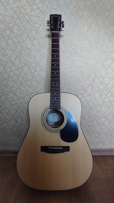 Продам Гітару CORT AD810