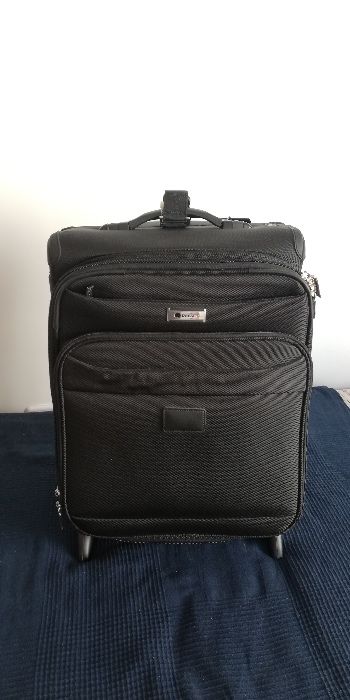 Mala de Viagem DELSEY Helium Pilot 2.0 NOVA com etiqueta