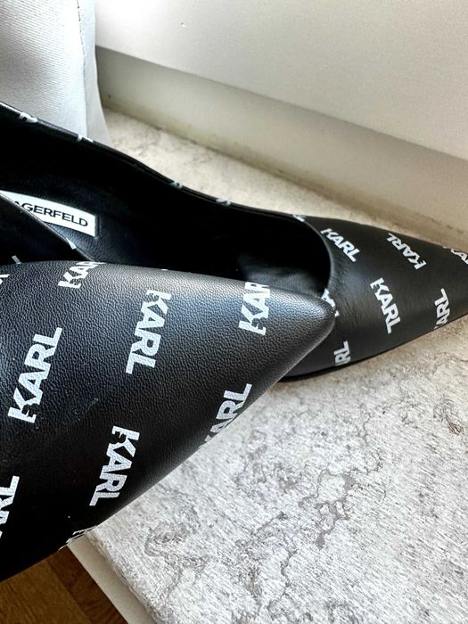 Sapatos novos Karl Lagerfeld, 35