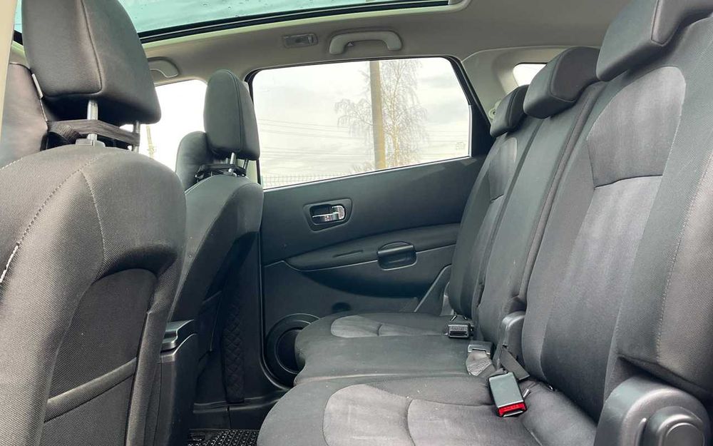 Nissan Qashqai+2 2012