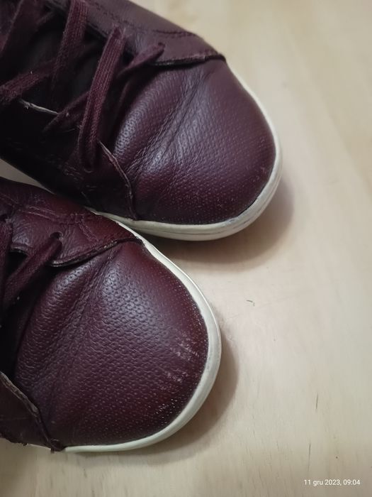 Sportowe buty sneakersy trampki damskie Lacoste