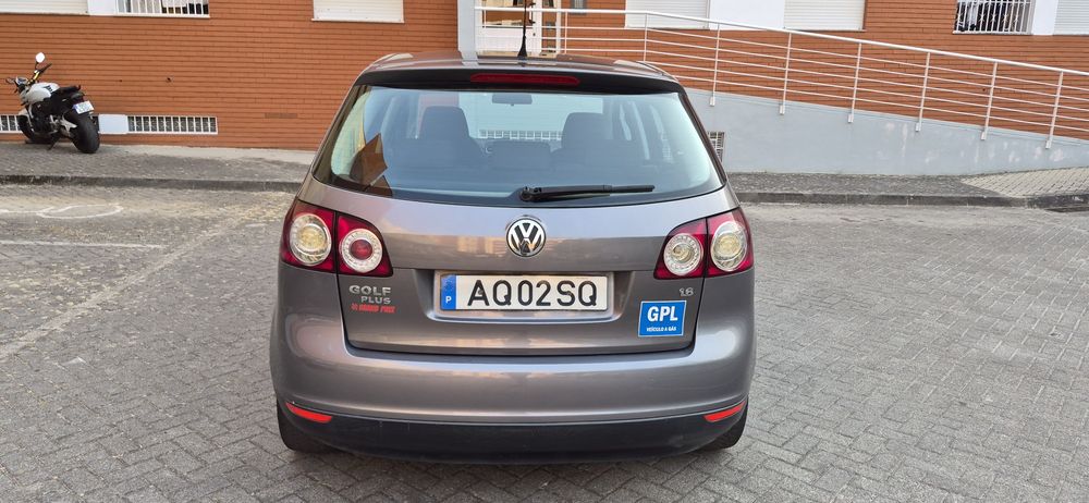 Vw golf plus 1.6 gasolina gpl impecável 06