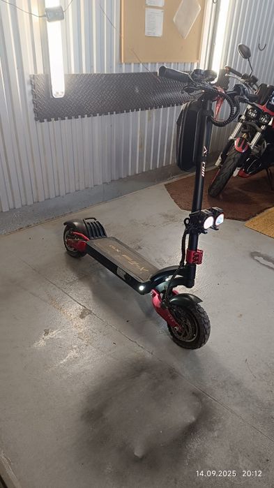 Hulajnoga XTron 3200W mocna dwa silniki