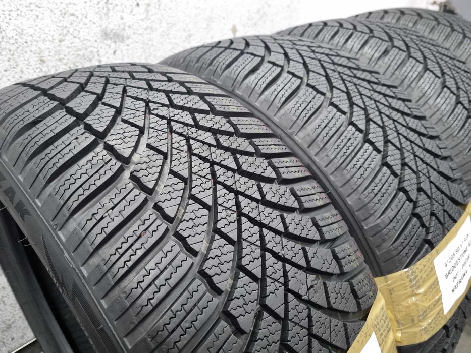 205/50/17 93H BRIDGESTONE Blizzak LM 005 AO