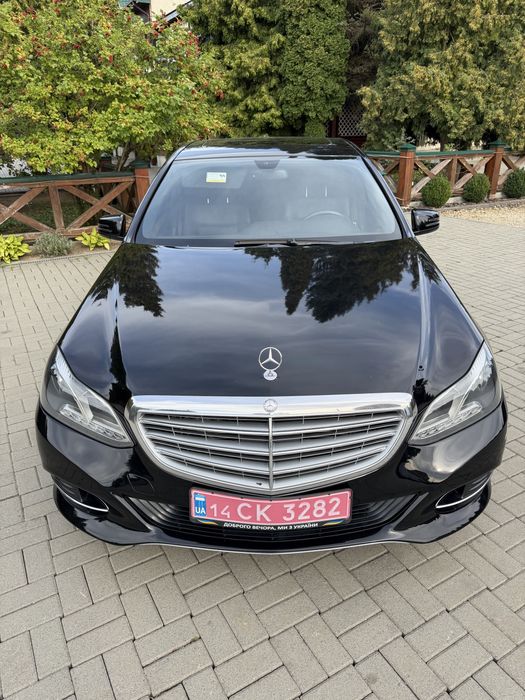 Mercedes-Benz E-класу 2013 року
