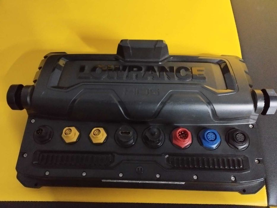 Эхолот HDS 12 live