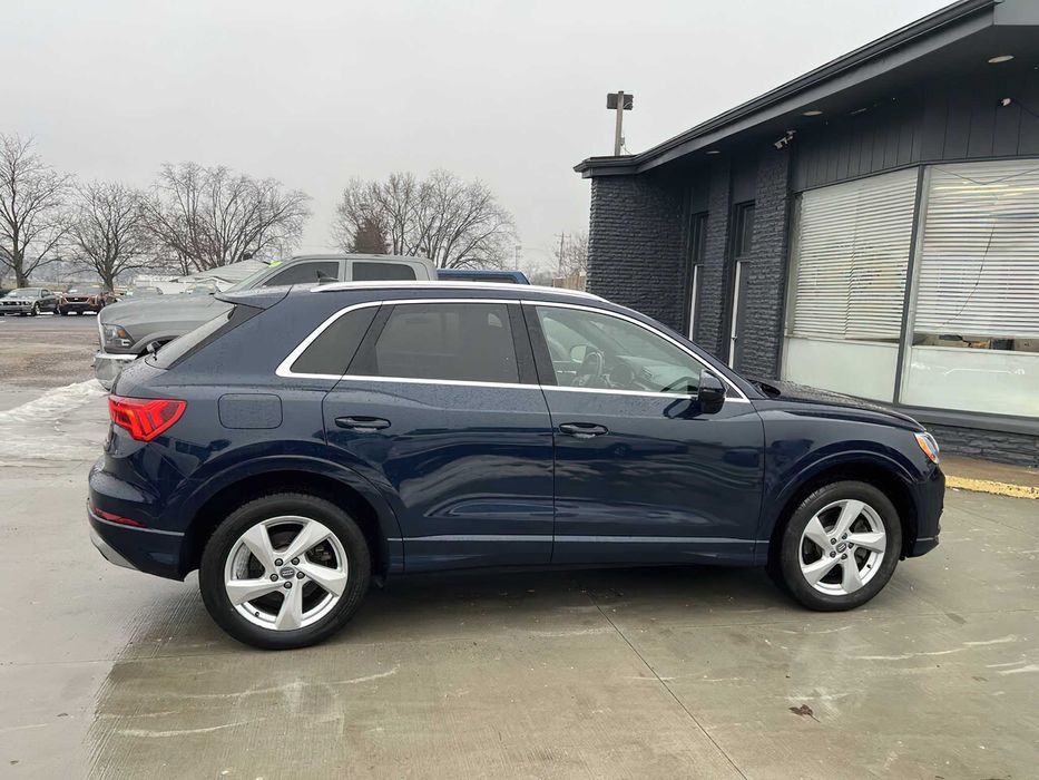 Audi Q3 quattro Premium      2020