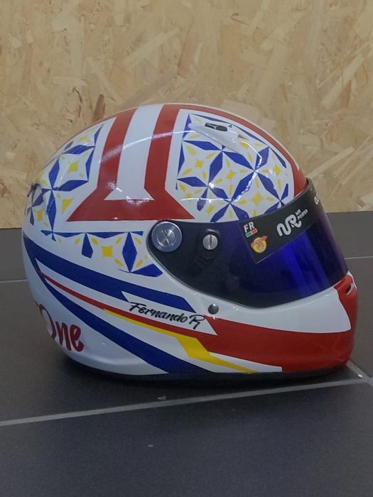 Capacete Arai sk6