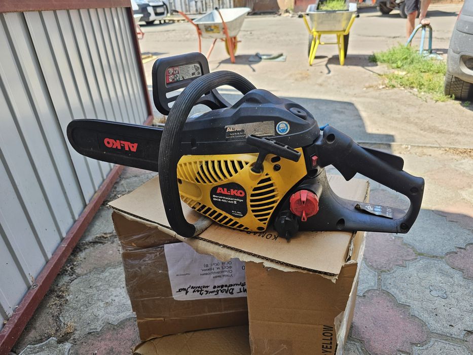 Бензопили STIHL MS180 та ALKO SKS 40