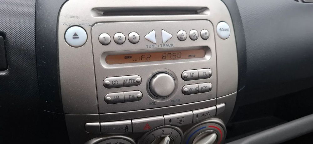 Radio fabryczne panel Daihatsu Sirion II