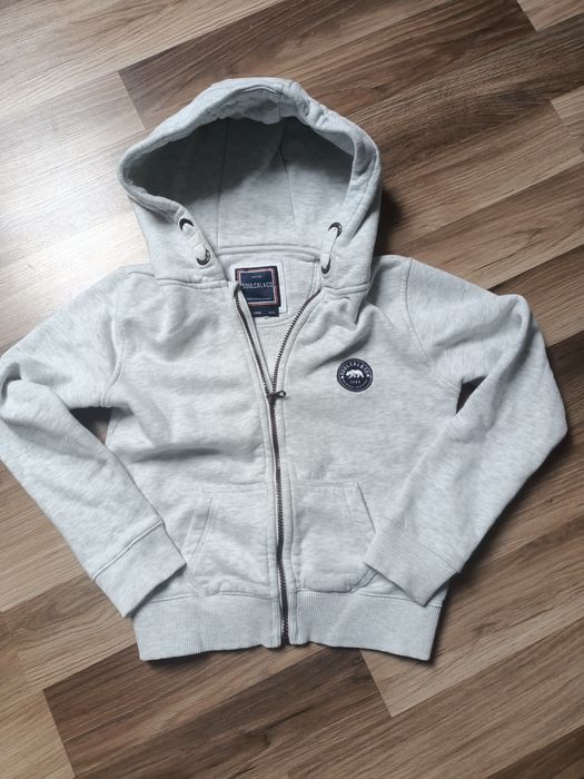 Bluza szara z kapturem 146