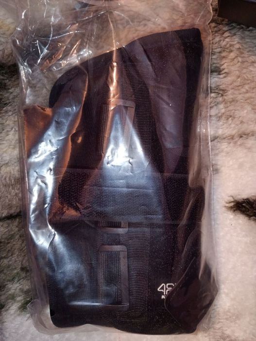 Orteza nadgarstka 4Fizjo rozmiar L czarna ochrona ćwiczenia