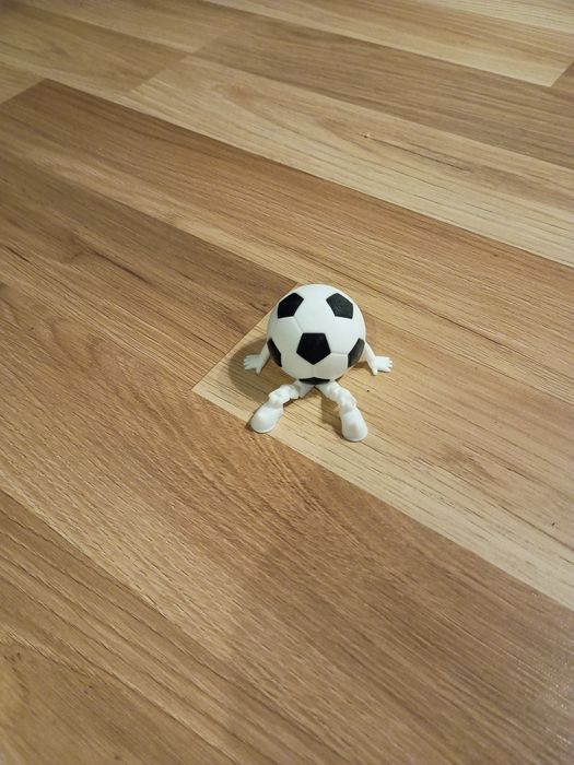 Ozdoba człowieczek piłka