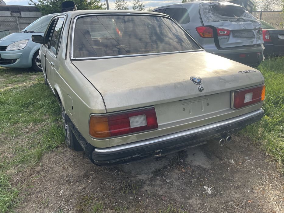 Bmw 7 e23 дві шт не завершений проект