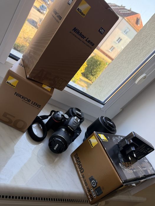 Nikon D5500, obiketyw 50mm f/1.8, 105 f/2.8, kitowy 18-55mm