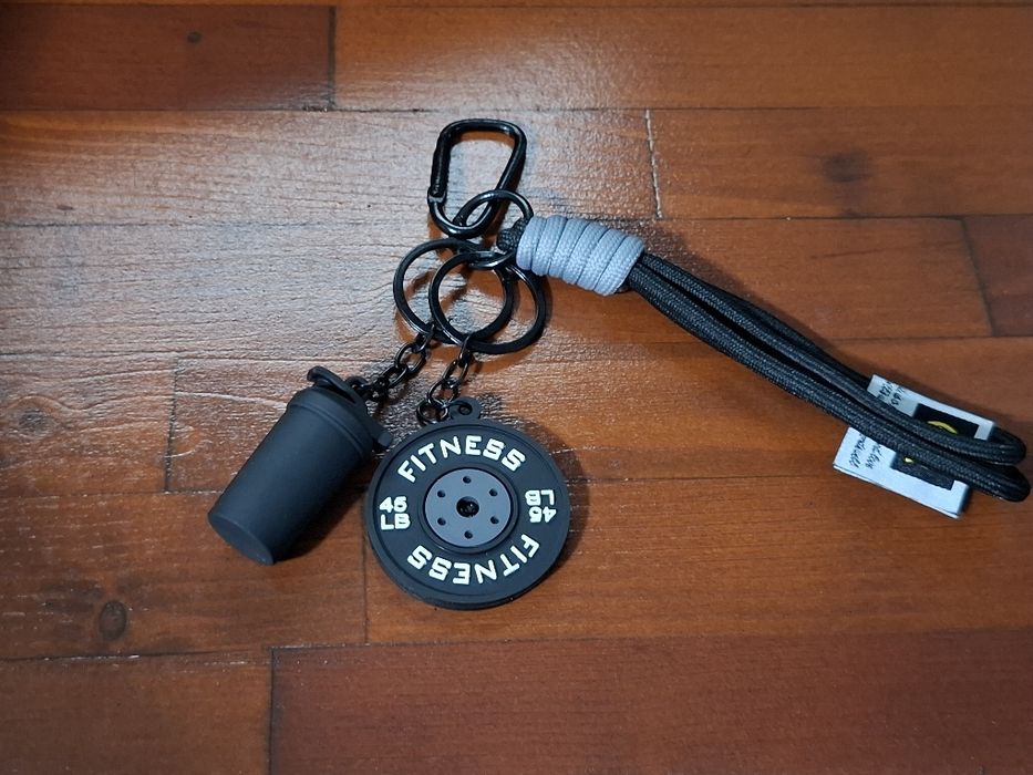 Porta chave Musculação/Fitness Novo (shaker / disco olímpico)