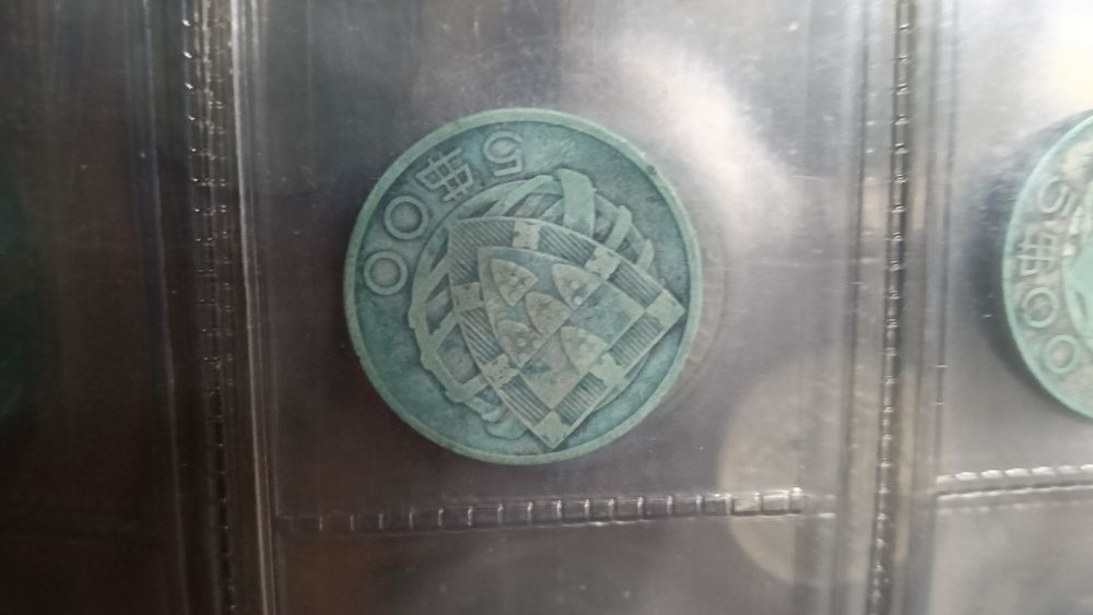 Vendo coleção de moedas antigas