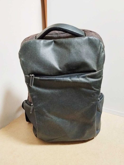 Рюкзак мужской, серый черный