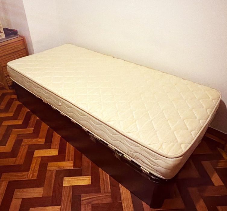 Cama Solteiro Sommier + Colchão Bom