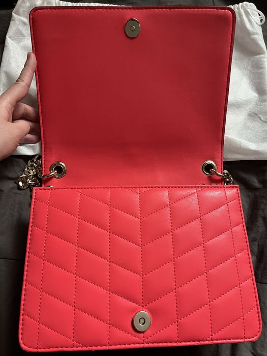 Сумка Guess на ланцюжку