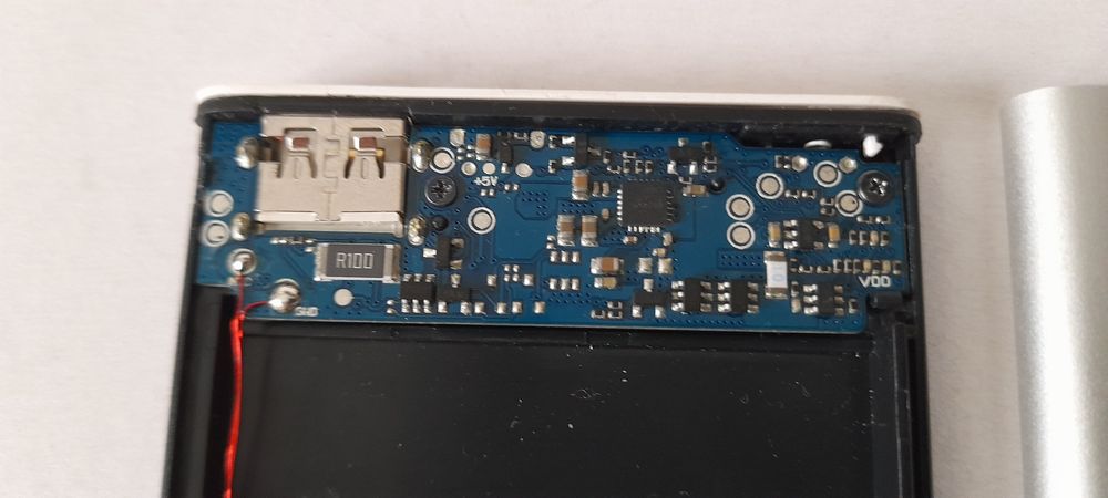 Повербанк под ремонт.