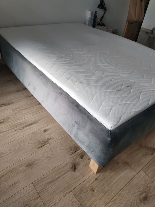 Materac + łóżko gratis