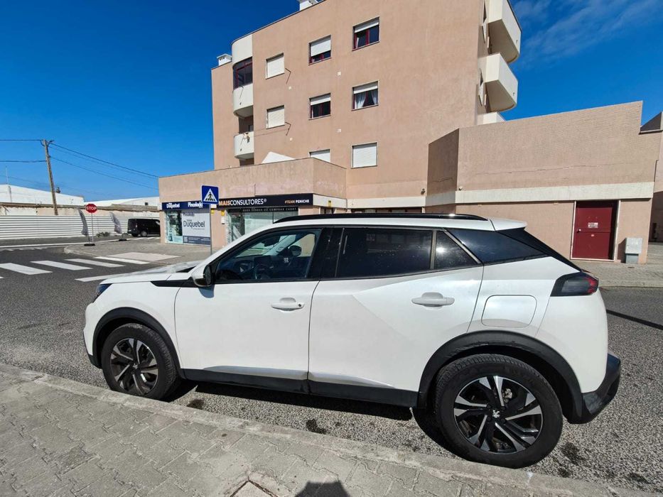 Peugeot 2008 Allure 1.2 01199cv - Branco - de 2020