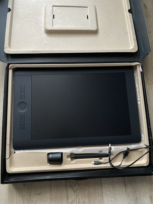 Wacom Intuos Pro L PTH-851