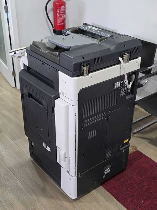 IMPRESSORA KONICA MINOLTA BIZHUB C220