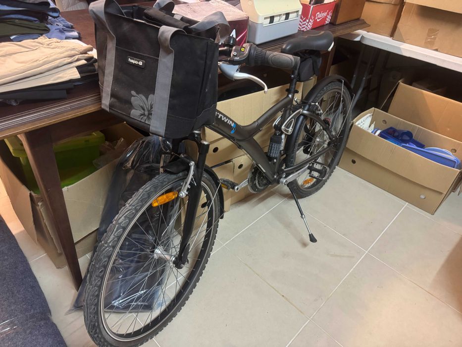 Bicicleta urbana ou de senhora da Decatlhon com suspensão total  - COMO NOVA