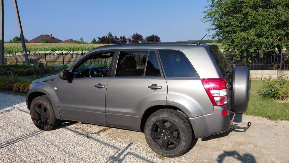 Sprzedam suzuki grand vitara 2006 2.0 benzyna