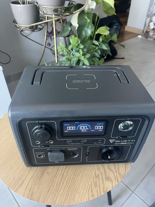 Зарядна станція Bluetti eb3a