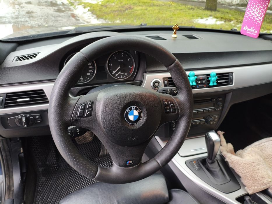 Продам BMW 330d e91
