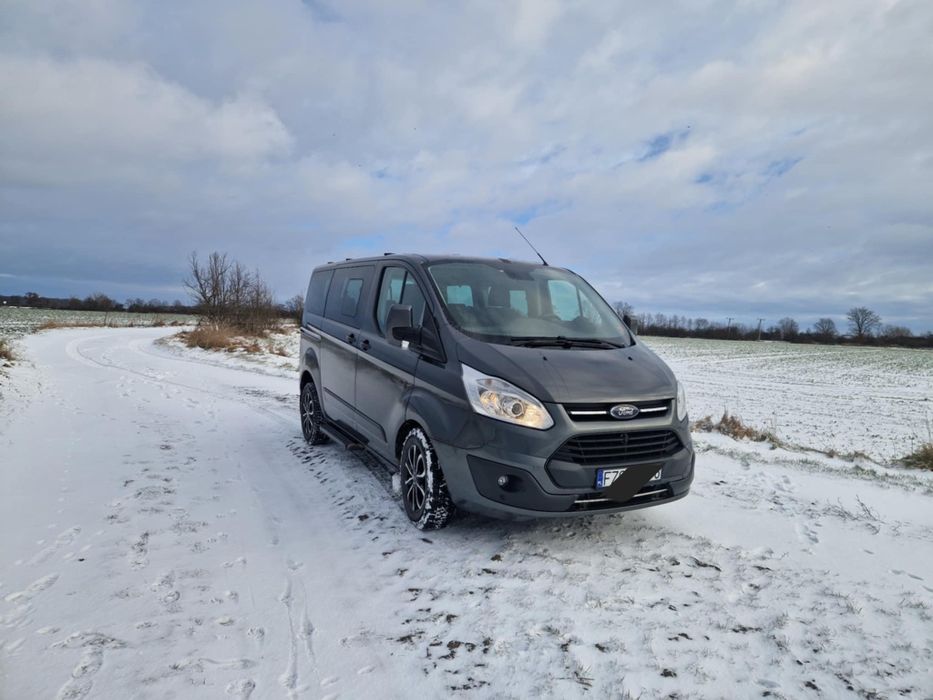 Ford Custom Tourneo