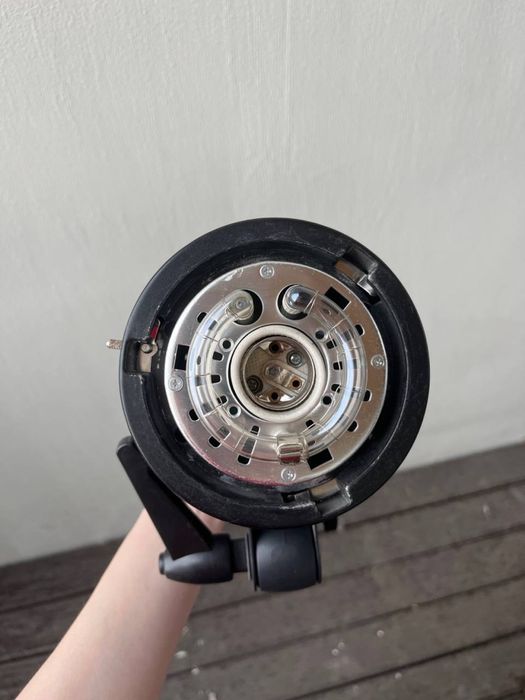 Godox de 300 студійний спалах