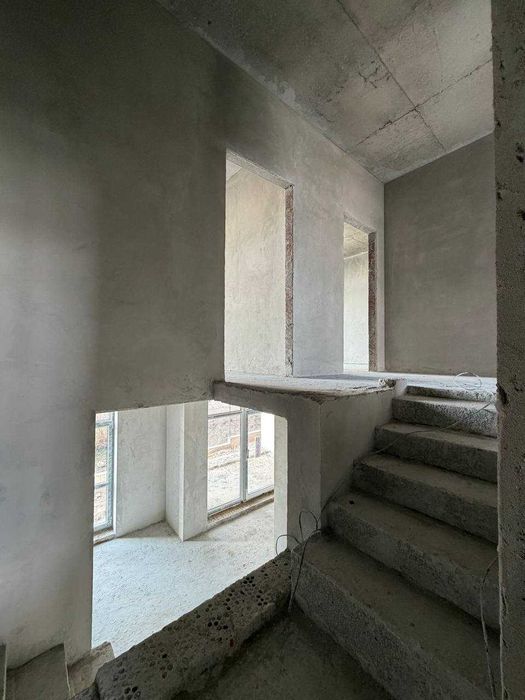 Продаж сучасного котеджу у с. Малечковичі (вул. Центральна)