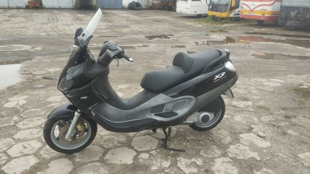 Piaggio X9 125 z 2004r na kat B xevo x8