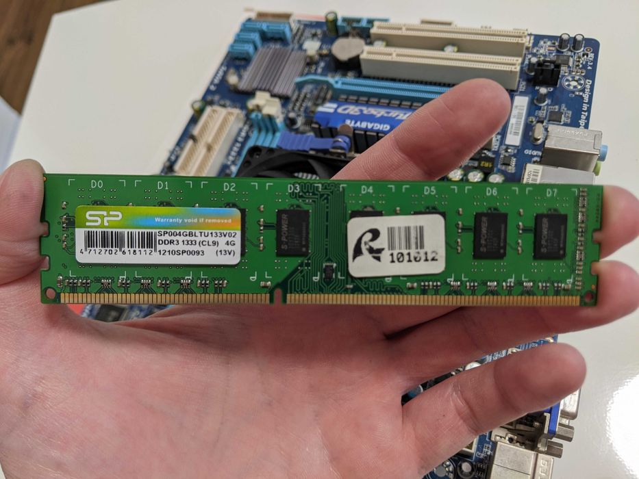 Комплектуючі ПК в зборі (Процесор, Памʼять, Мат. Плата)