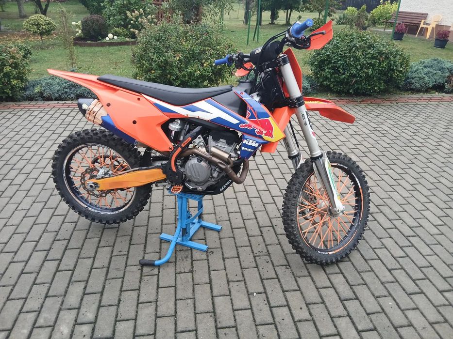 KTM