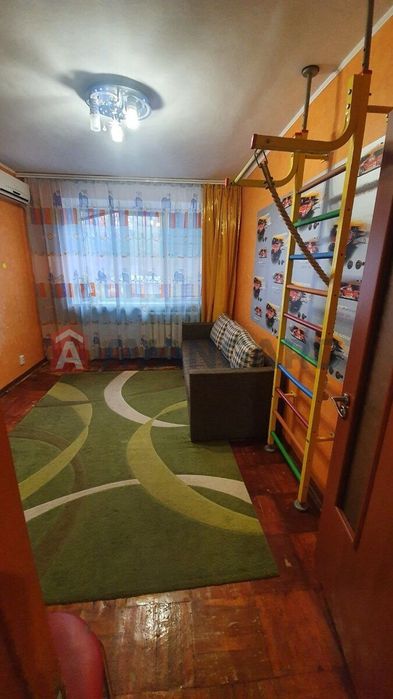 Продаж 2 к. квартири. 2 Шевченківський. Полякова