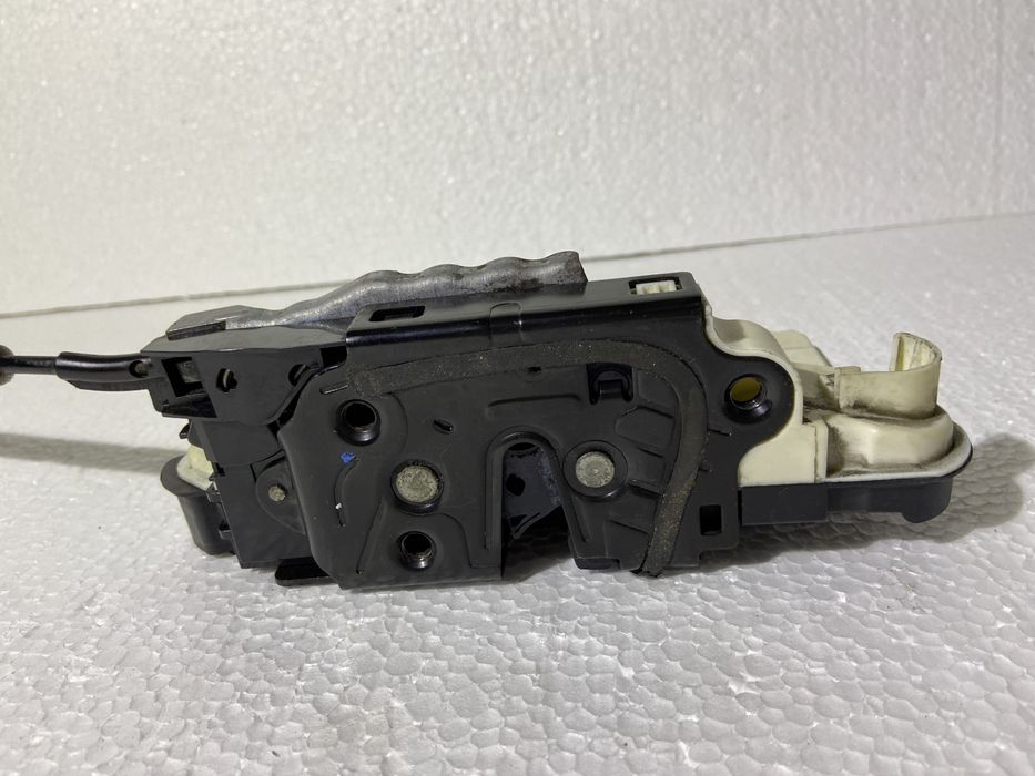 WV Passat B7, Jetta 6 замок передних дверей