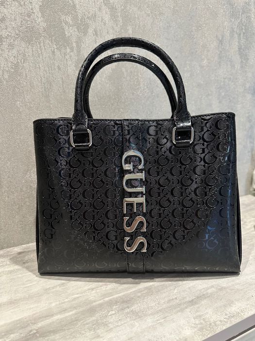 Жіноча сумка Guess