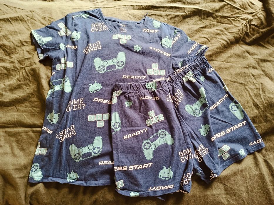 Piżama chłopięca rozmiar 170