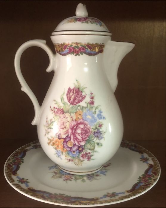 Jarro + Prato de porcelana, Santa Isabel