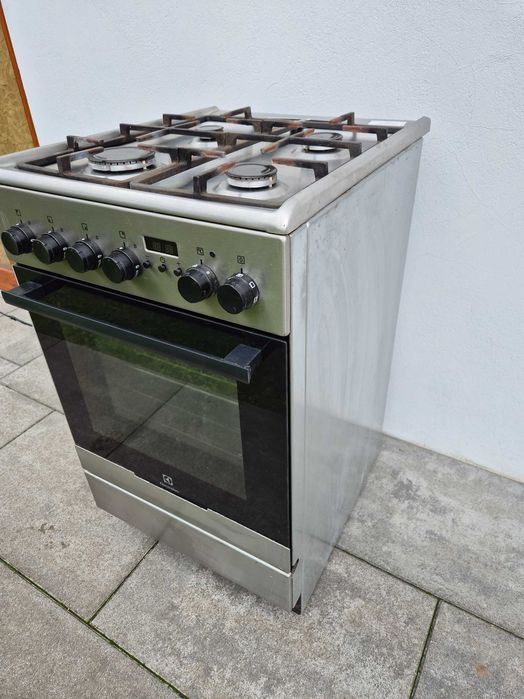 Kuchenka gazowo-elektryczna Electrolux