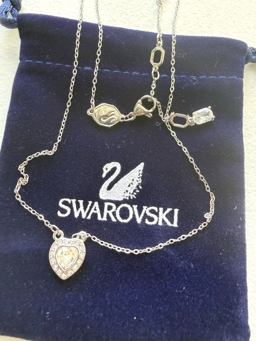 Colar Prateado Swarovski Ariana Grande Coração